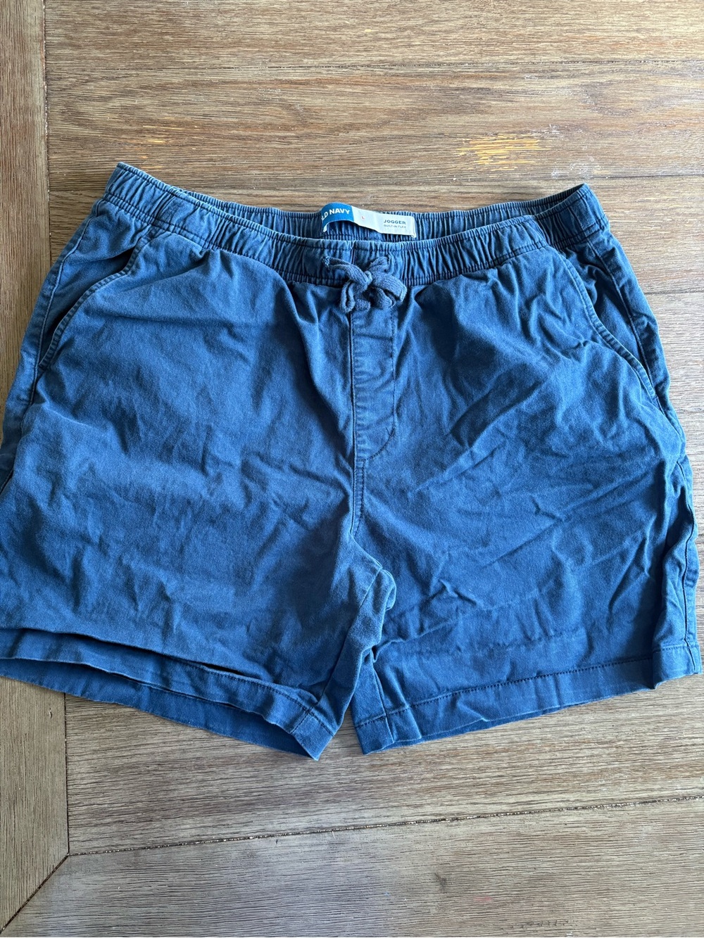 Old Navy Men’s Blue Pull-On Jogger Shorts - Size L